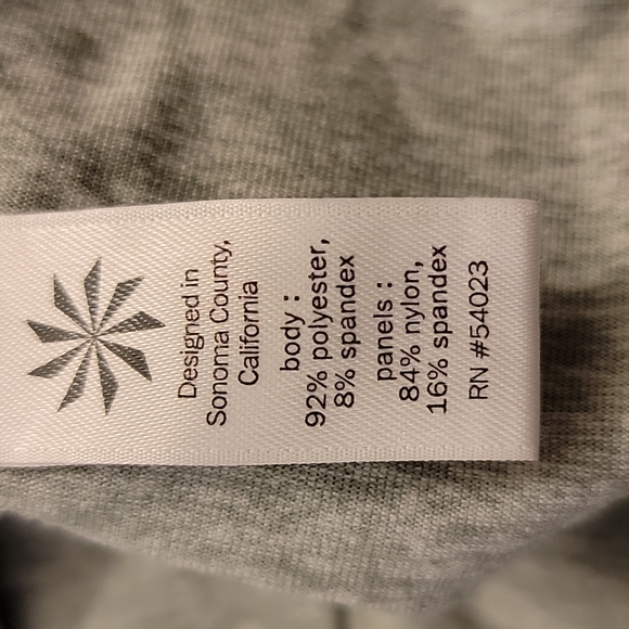 Athleta Running Wild Half Zip Colorblock Pullover - XS - Picture 7 of 11